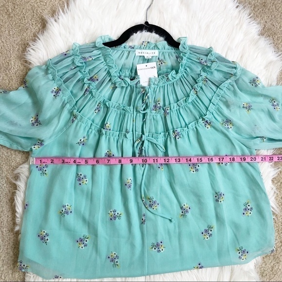 New Socialite Floral Tie Neck Blouse in Mint Lavender - Picture 8 of 9